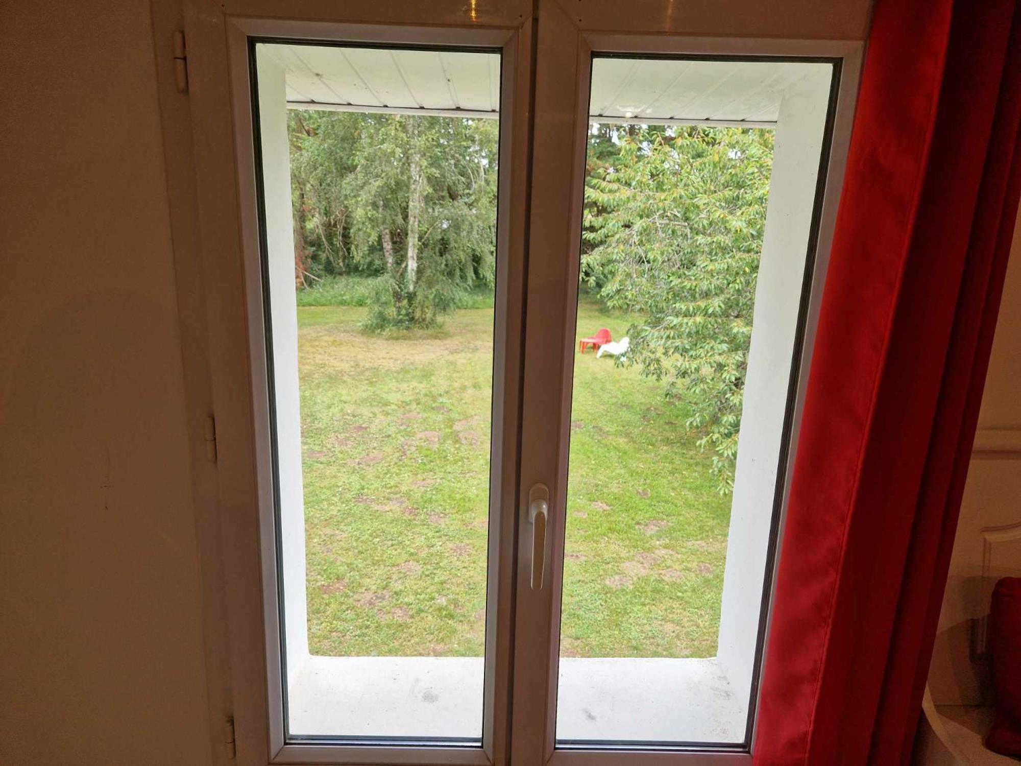 11 - Tres Joli 2 Pieces Tout Equipe Pour 1 A 5 Personnes, Vue Sur Parc Arbore, Parking Privatif Gratuit, Grand Fourgon Possible, Tout Le Linge De Maison Est Fourni Razac-sur-lʼIsle Екстериор снимка