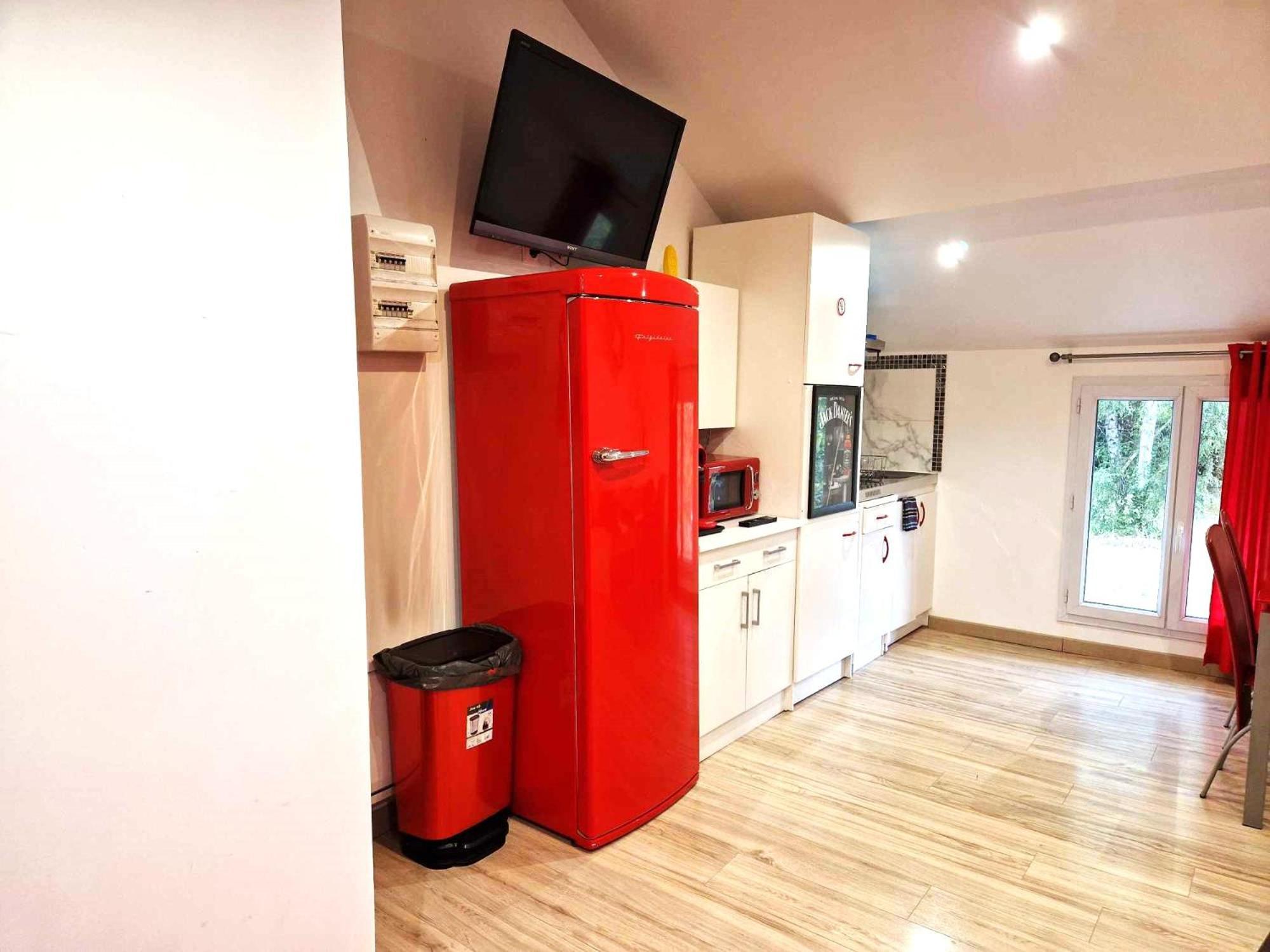 11 - Tres Joli 2 Pieces Tout Equipe Pour 1 A 5 Personnes, Vue Sur Parc Arbore, Parking Privatif Gratuit, Grand Fourgon Possible, Tout Le Linge De Maison Est Fourni Razac-sur-lʼIsle Екстериор снимка